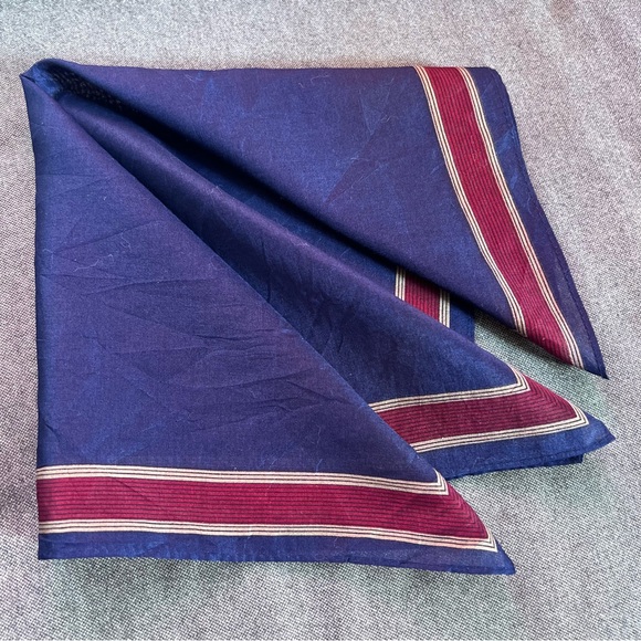 Vintage Arnold Palmer Blue Red Handkerchief Bandana Pocket Square - 16.5”x16.5” - Picture 5 of 6